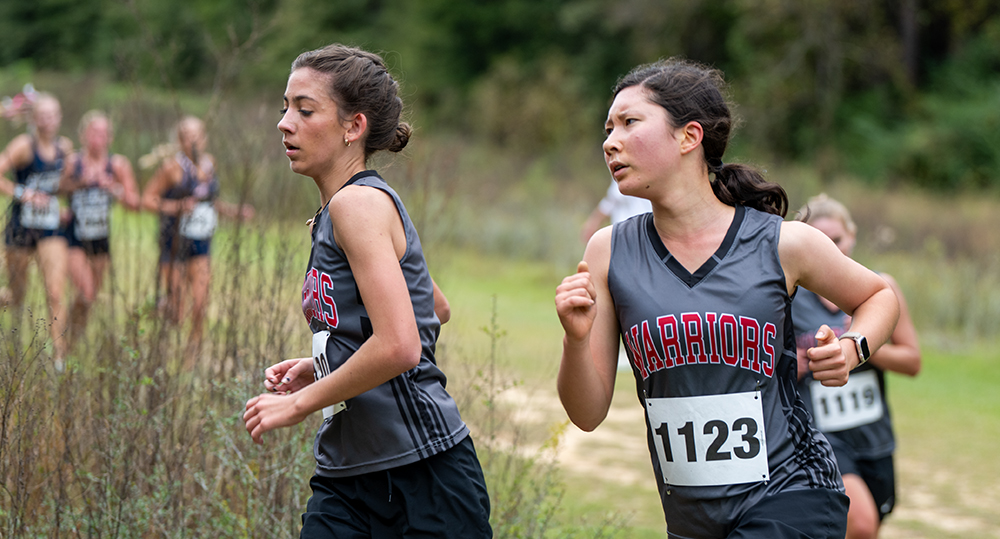 Lady Warrior Cross Country runners