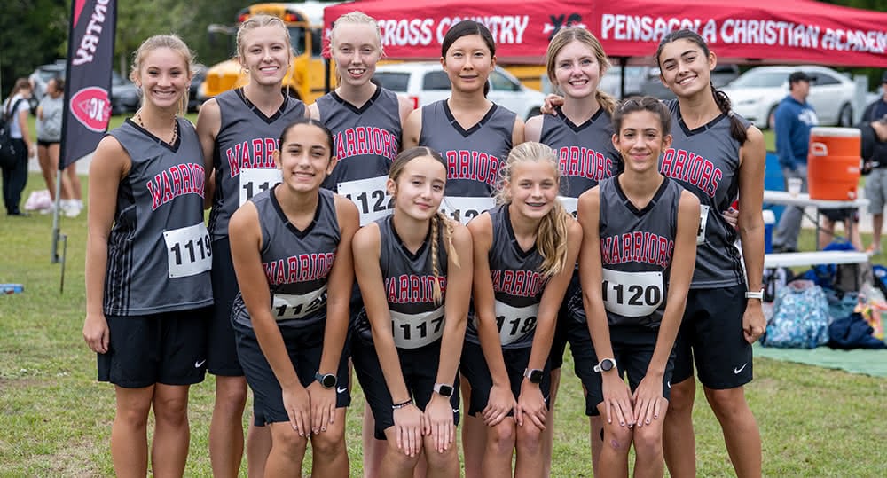 Lady Warrior Cross Country runners
