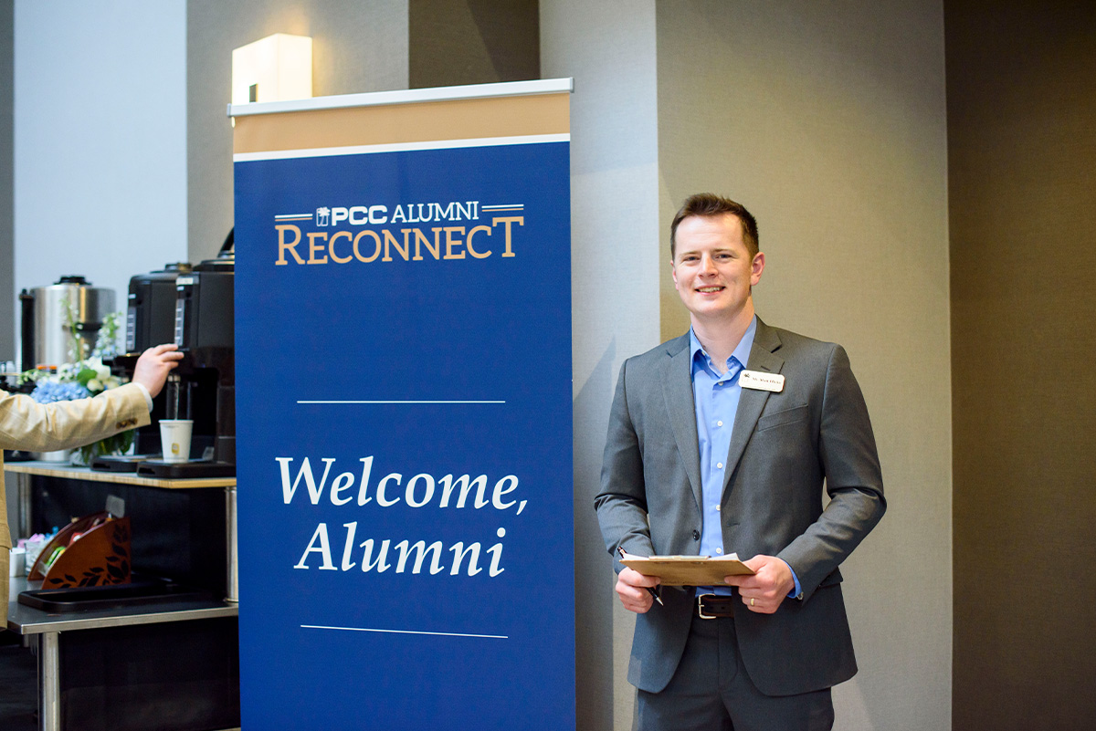 Alumni at Cincinnati Reconnect
