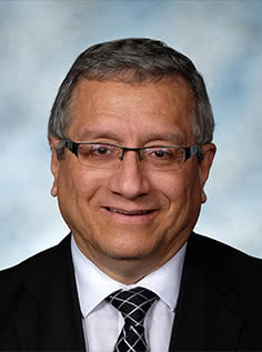 Dr. Carlos Alvarez