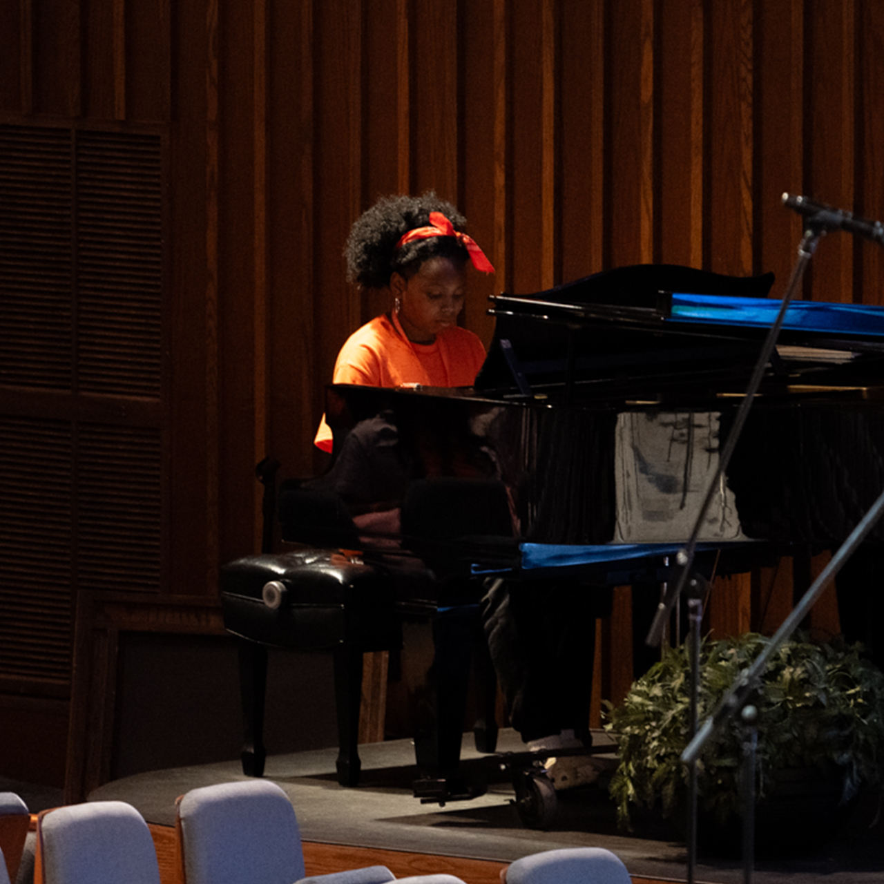 Camper playing the piano